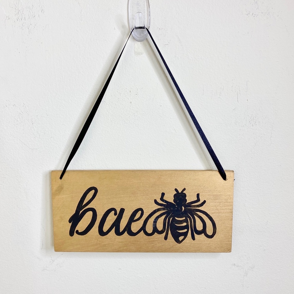 Bae Bee Baby Nursery Hand Painted Gold Black Sign - Picture 3 of 4